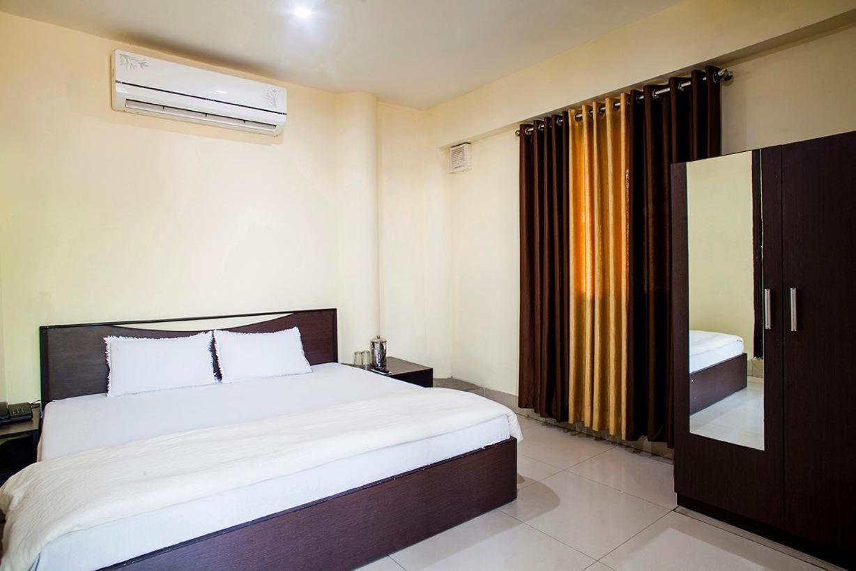 Hotel Sunshine Kashipur Eksteriør billede